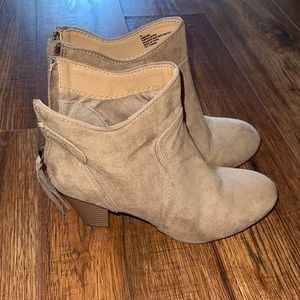 Womens Booties